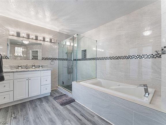 3rd image of 6250 W Flamingo Rd APT 37