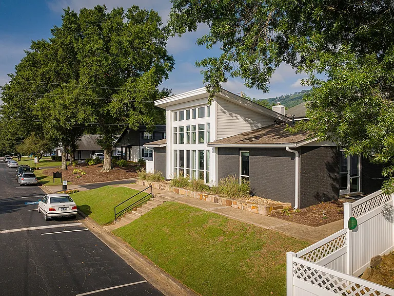 Leasing Office
