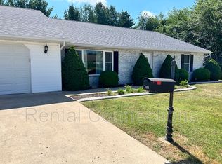 702 Jean Ct UNIT C, Herrin, IL 62948