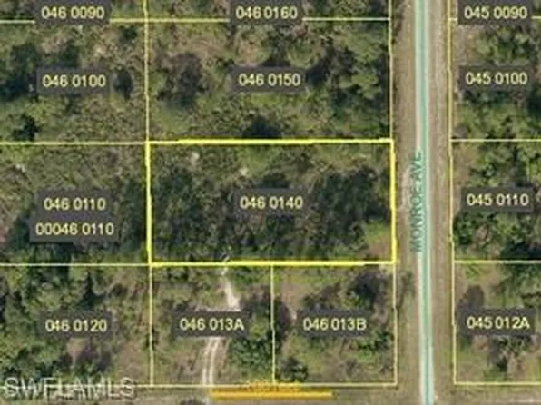 1103 Monroe AVE, LEHIGH ACRES, FL 33972