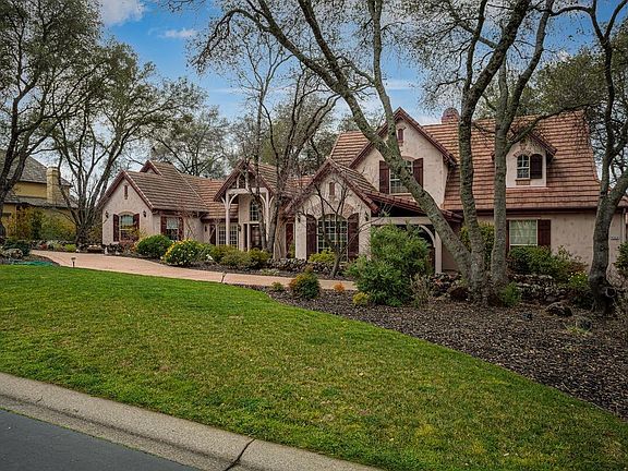 2nd image of 4060 Errante Dr