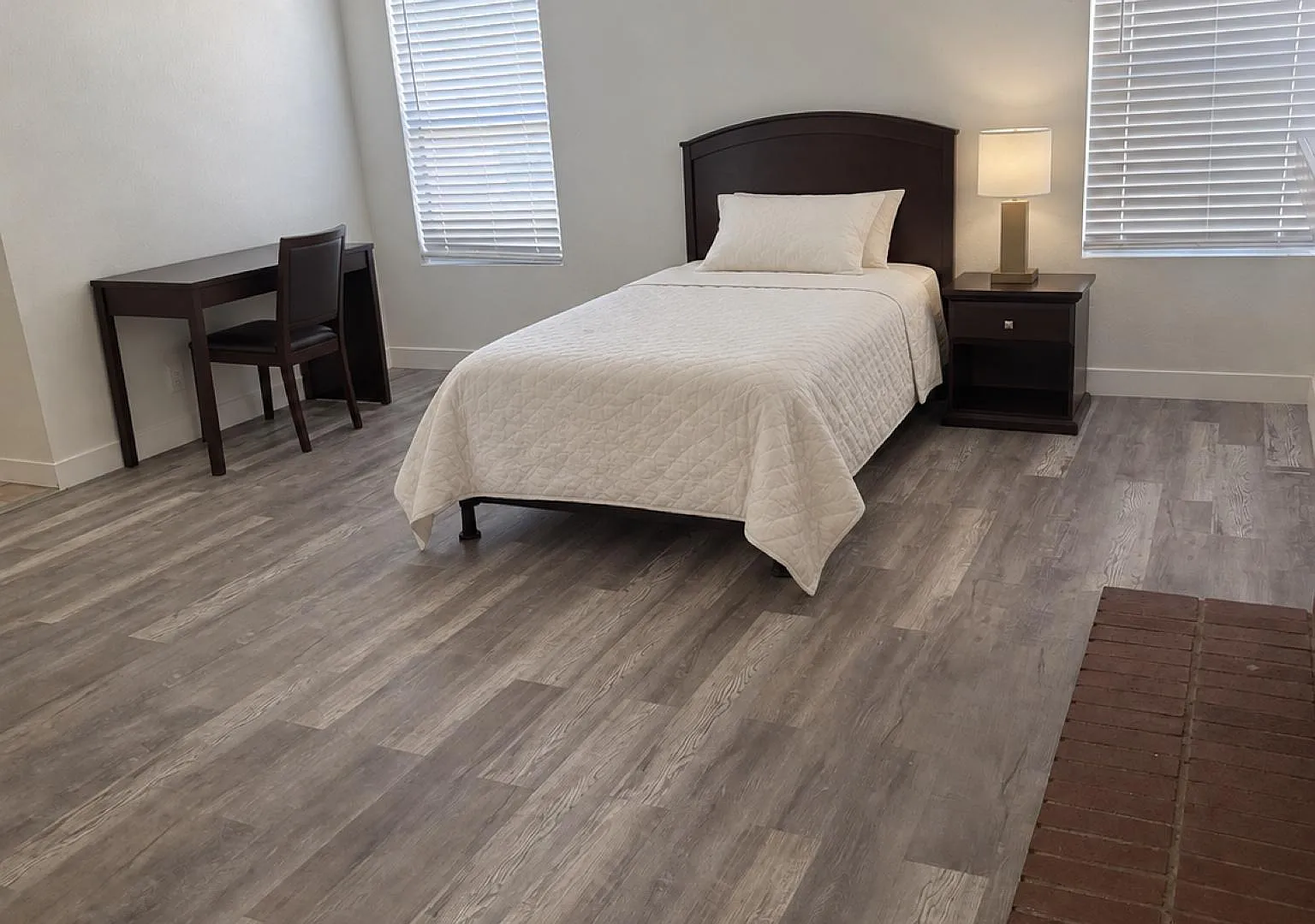 4 bed, 3.0 bath, 2917 sqft, $1,499 — Photo 1