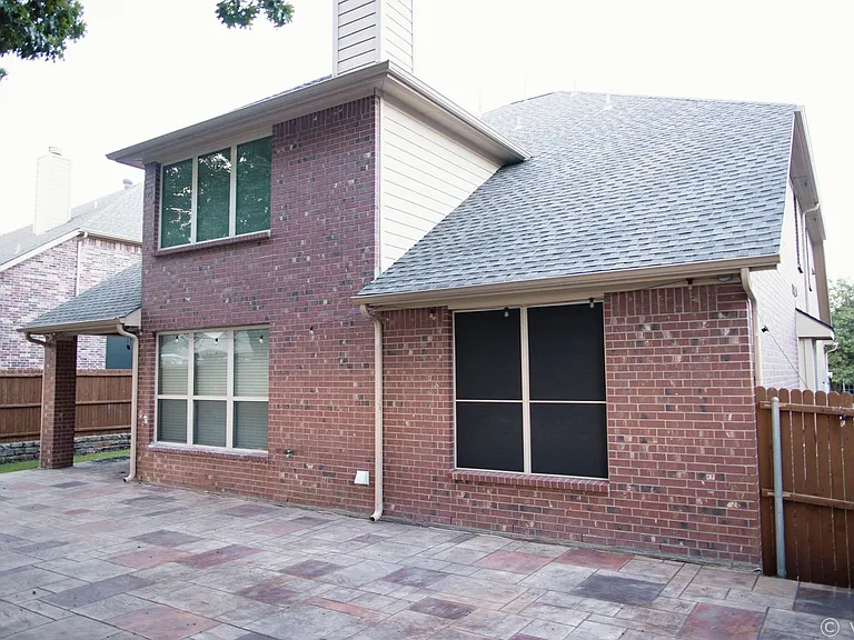907 Appalachian Dr — Photo 5