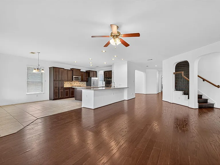 83 W Wading Pond Cir — Photo 16