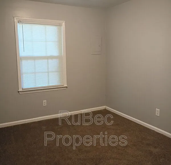 458 S Weldon St — Photo 6