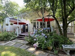 6933 Oak Ridge Rd, Falls Church, VA 22042