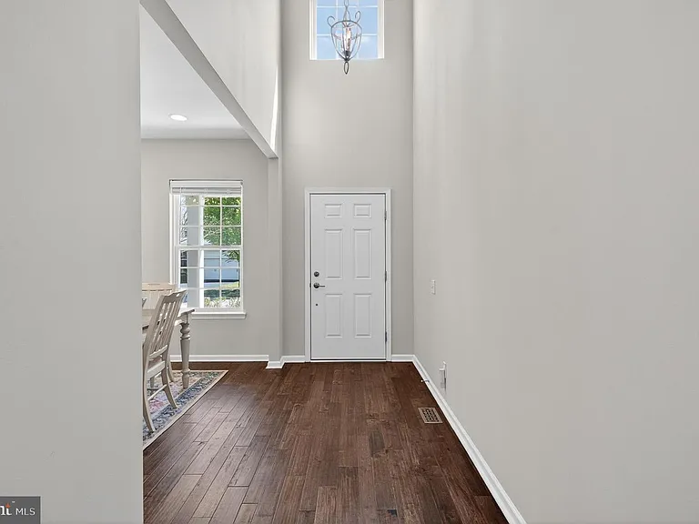 815 S Haines Cir — Photo 1