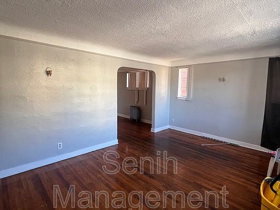 2nd image of 4203 Tyler St