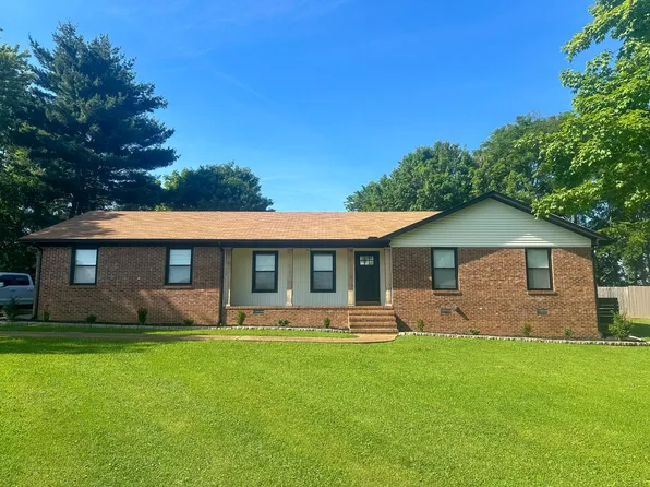 209 Stardust Dr, Shelbyville, TN 37160
