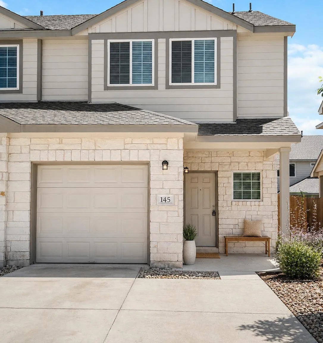 3 bed, 2.5 bath, 1437 sqft, $1,950 — Photo 1