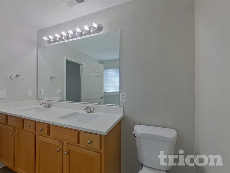 11035 Elven Dr — Photo 11