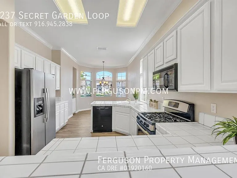 7237 Secret Garden Loop — Photo 11