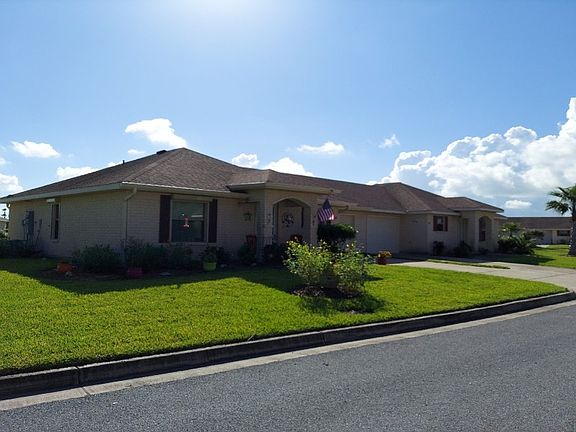 3rd image of 45 Pinehurst Dr