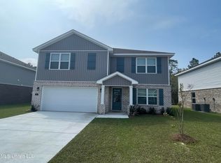 68 Saltmeadow Cir, Ocean Springs, MS 39564