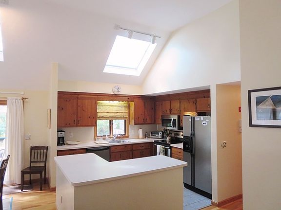 Open Kitchen - fully equipped