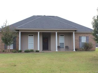 19 Indian Ln, Tallassee, AL 36078