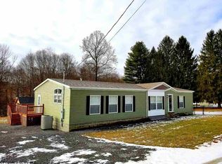 1012 Radcliffe Rd, Rivesville, WV 26588