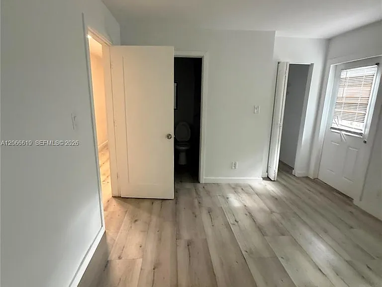 2910 NW 6th Ct — Photo 5