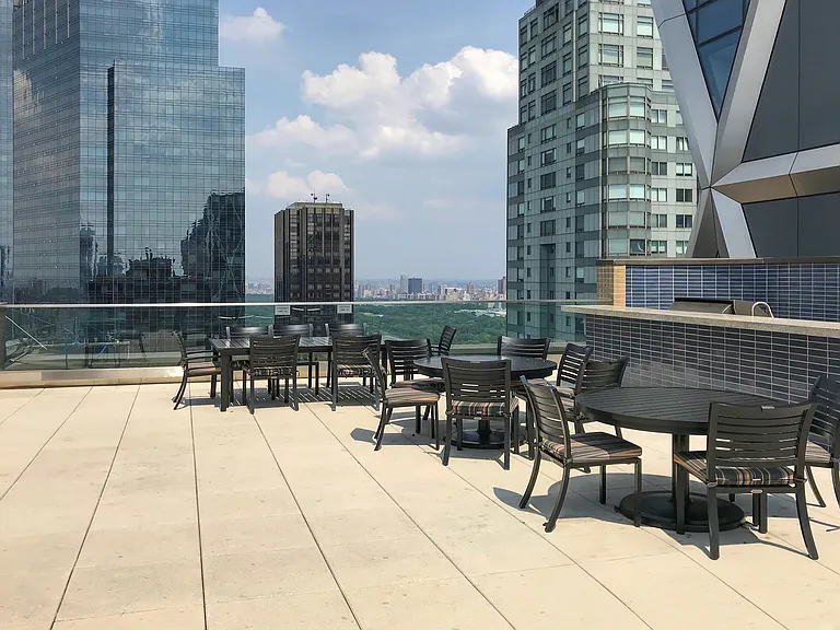 322 W 57th St #50S — Photo 17