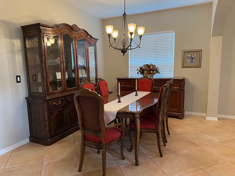 8116 Breton Cir — Photo 3