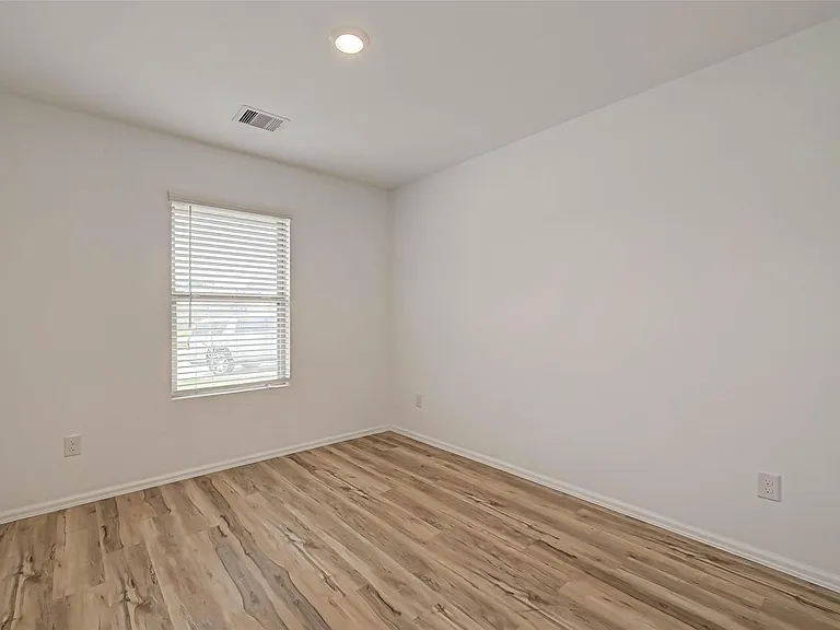 3426 Golden Amber Ct — Photo 8
