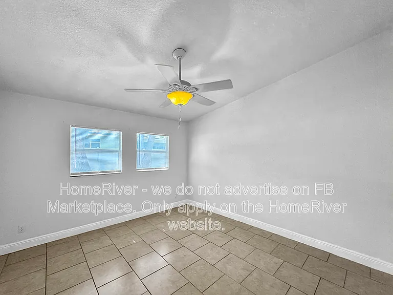 2878 Whitney Rd #A — Photo 14