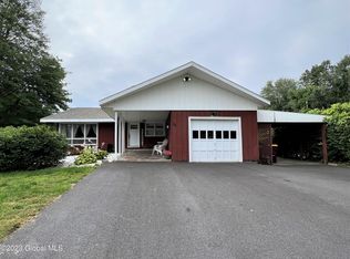 28 Myron Rd, South Glens Falls, NY 12803
