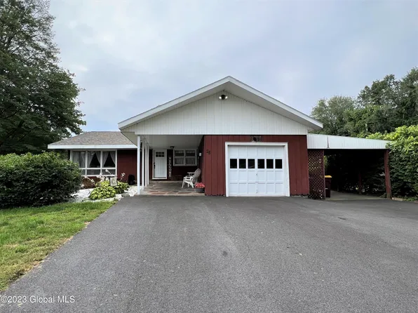 28 Myron Road, South Glens Falls, NY 12803