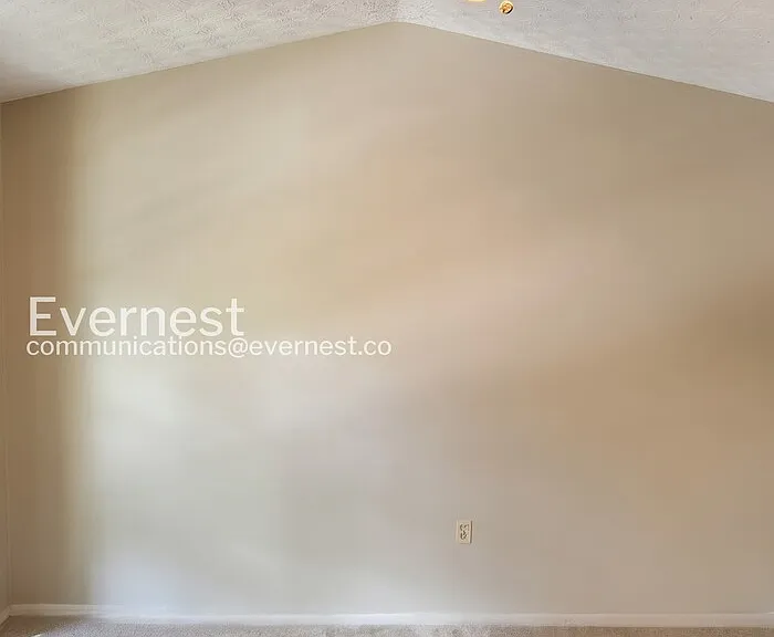 1268 Michigan Ave — Photo 19