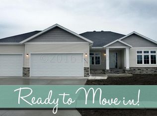 5411 35th Ave S, Fargo, ND 58104