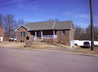 907 Lindsey Dr, Clarksville, TN