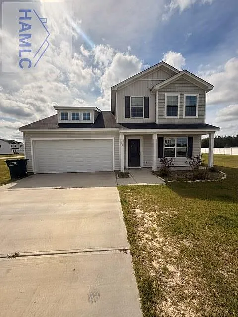 4 bed, 2.5 bath, 2431 sqft, $2,000 — Photo 2
