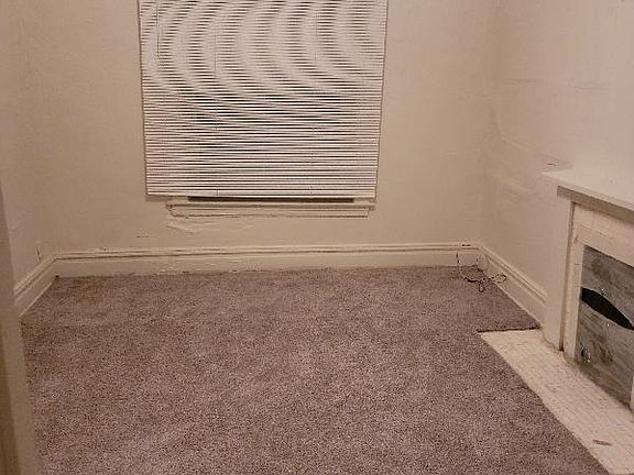 5th image of 3152 Michigan Ave #A