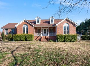 105 Ashton Cir, Fayetteville, TN 37334