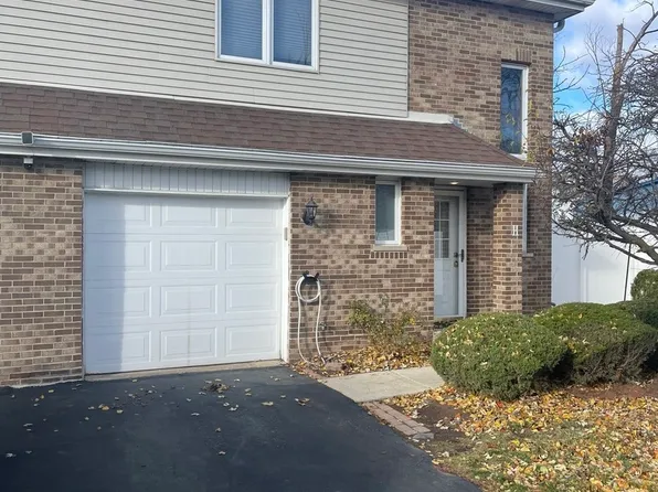 10956 S 76th Ave Unit H, Palos Hills, IL 60465