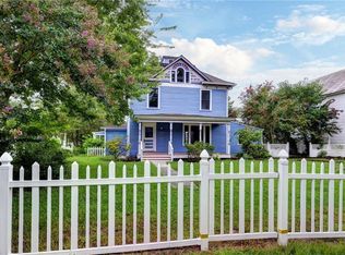 110 Peninsula St, Williamsburg, VA 23188