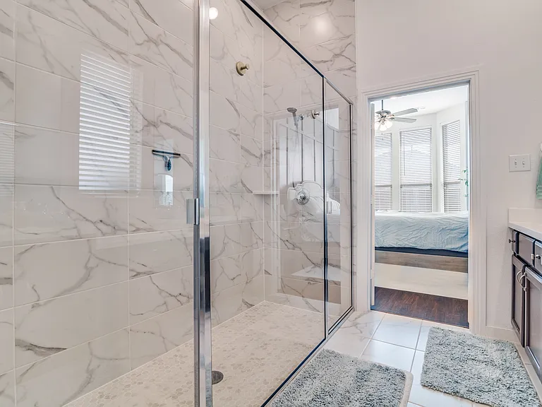 Luxiorious Spa shower