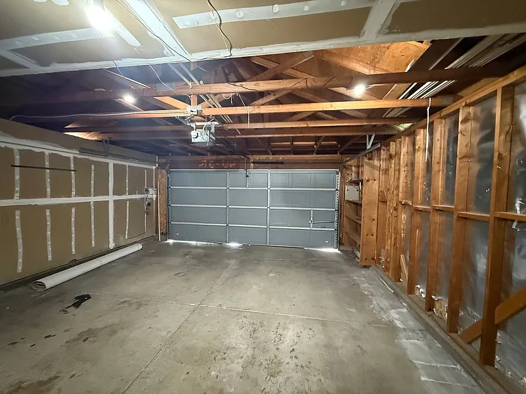 6415 Shasta Creek Way — Photo 23