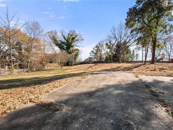 934 Etta Vesta Cir #3, Gainesville, GA 30501