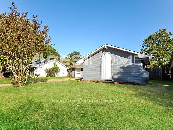 5th image of 1501 Lorraine Dr