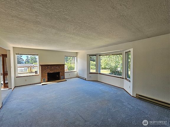 5th image of 1445 Arnold Road