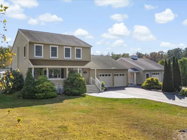 1624 Perth Road, Hagaman, NY 12086