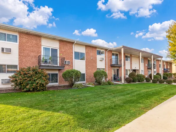 9250 Noel Ave APT 1A, Des Plaines, IL 60016