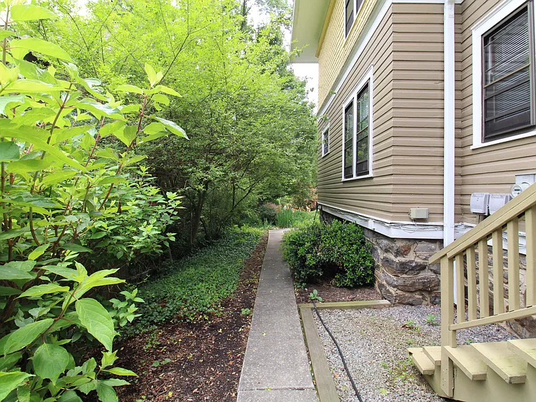 35 Panola St #3 — Photo 18