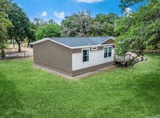 217 Wishing Star Ln, Seguin, TX 78155