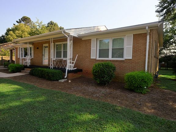 2nd image of 757 Gatewood Ave