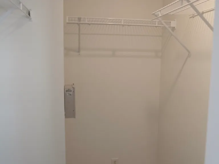 9426 Charlesberg Dr — Photo 15