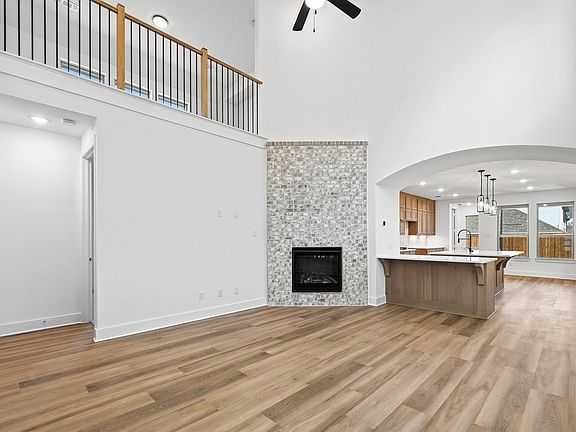 7th image of this home