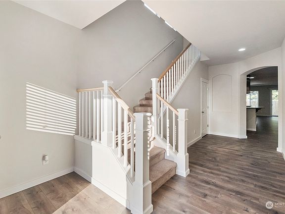 3rd image of 18901 106th Avenue Ct E