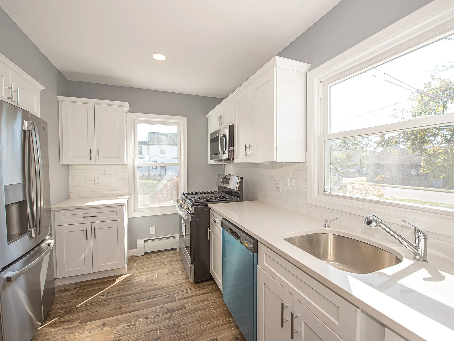 Amity St, Patchogue — Photo 4